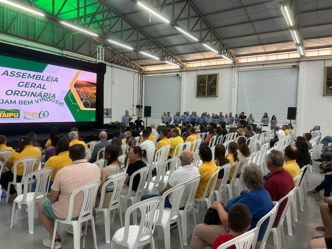 Cooper Itaipu realiza Assembleia Geral e reconduz Arno Pandolfo à presidência