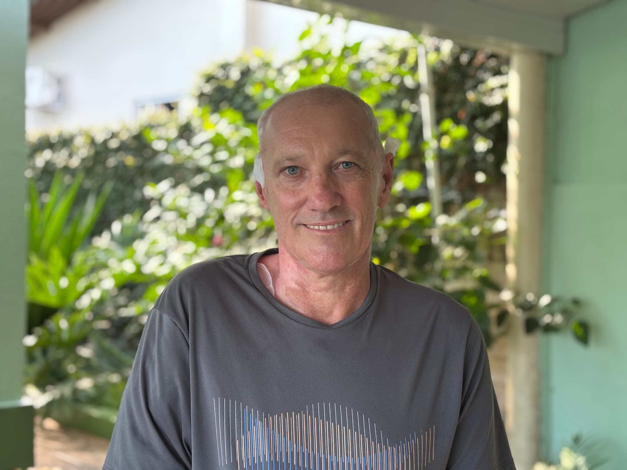 Entre a vida e a morte, morador chama recuperação de milagre