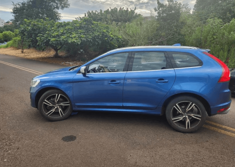 Automóvel confiscado na ação (Foto por Divulgação / PF)