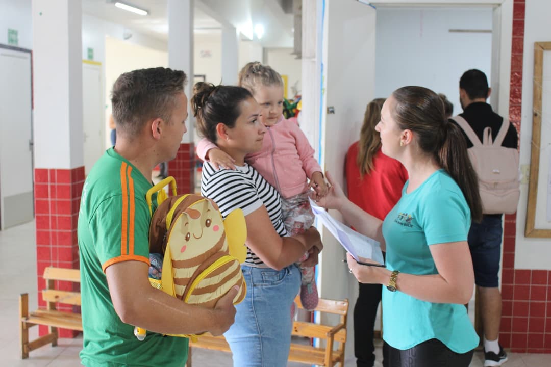 Educação de Pinhalzinho promove Colônia de Férias para atender famílias durante o recesso escolar