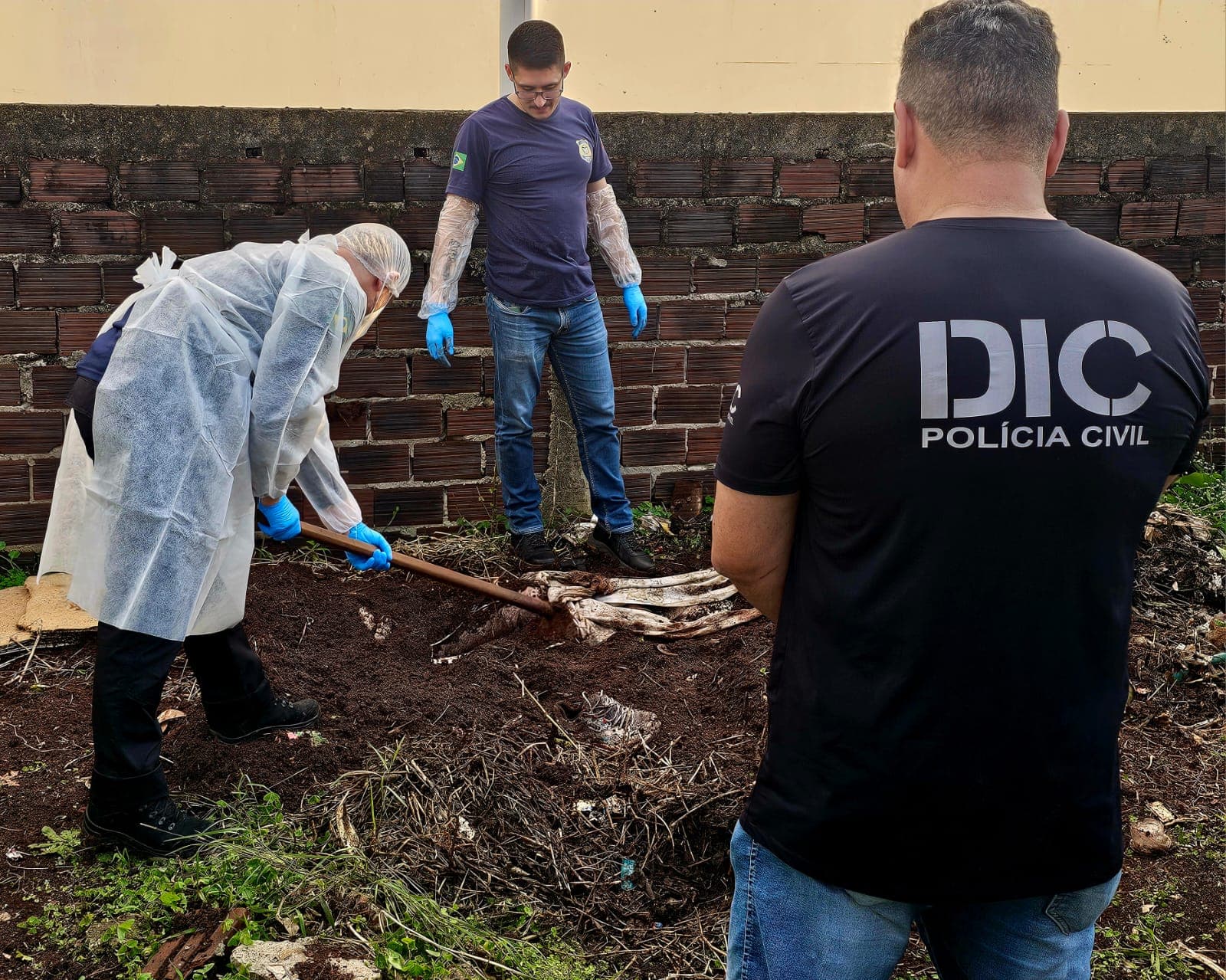 Polícia Civil conclui investigação e indicia dois homens por homicídio triplamente qualificado