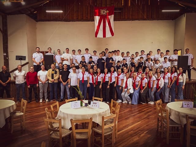 Grande público prestigia II Macarronada DeMolay