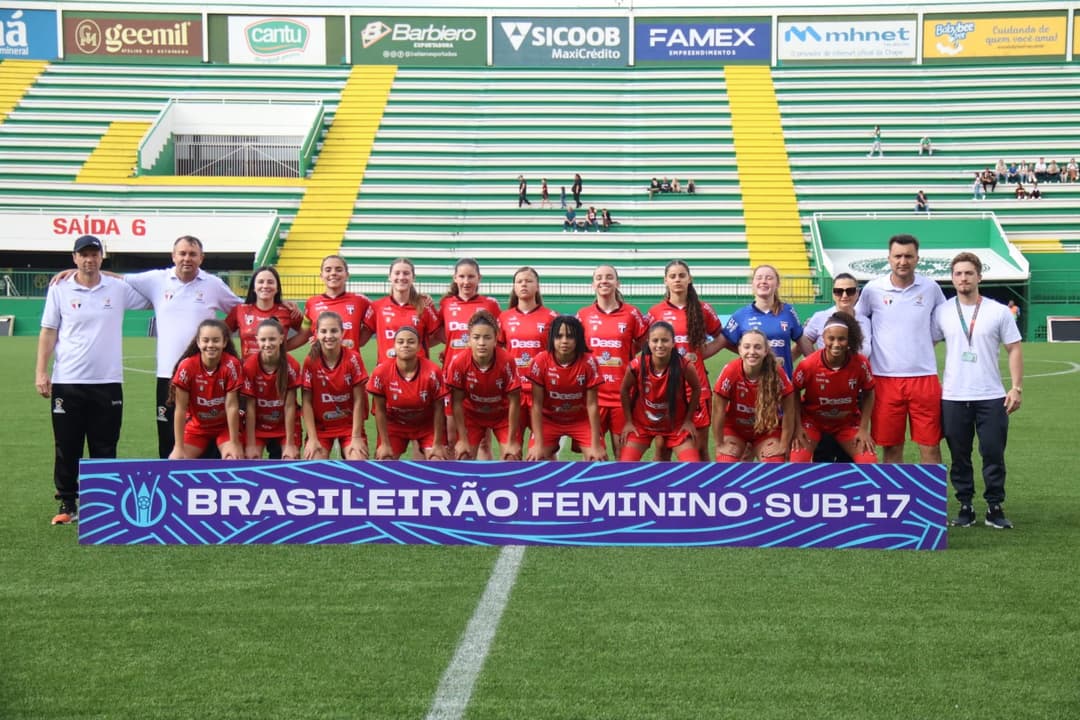 Ajap/Apeff luta até o fim, mas Vasco vence o primeiro confronto das quartas