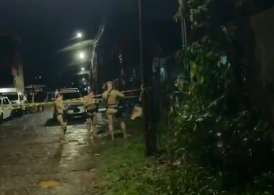Jovem de 21 anos morre em ataque a tiros