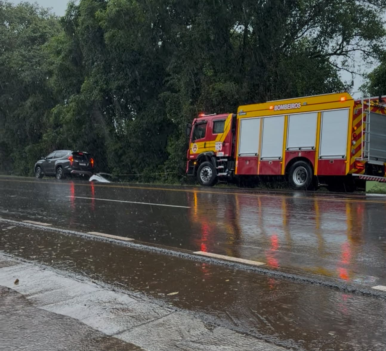 Saída de pista é registrada na BR-282 em Nova Erechim