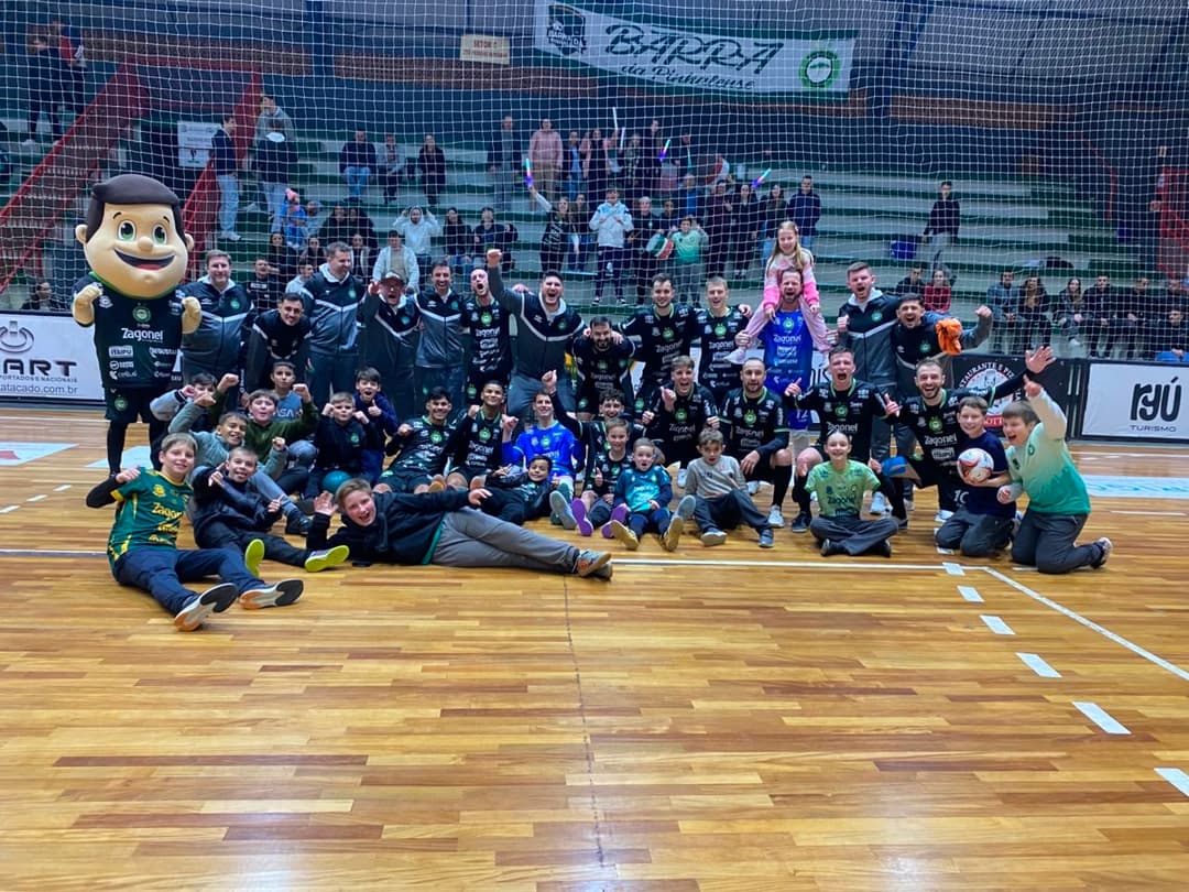 Pinhalense goleia a ADAF no Clássico das Emoções