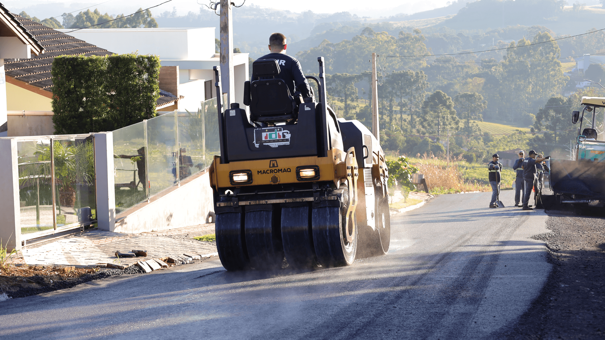 Bairro Pioneiro recebeu asfalto (Foto por Henrique Paulo Koch)