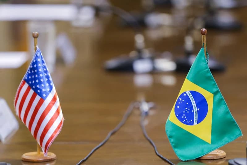 Novo tarifaço dos EUA pode atingir mais de 4,1 mil produtos brasileiros (Foto por Gustavo Raniere)