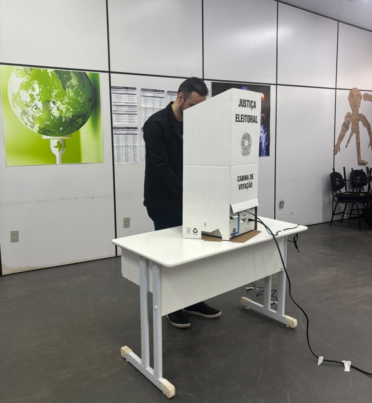 Quem não votou no primeiro turno pode participar do segundo (Foto por Raquel Cristine)