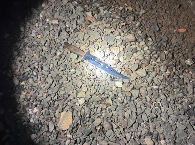 Cinco suspeitos invadem residência no Oeste