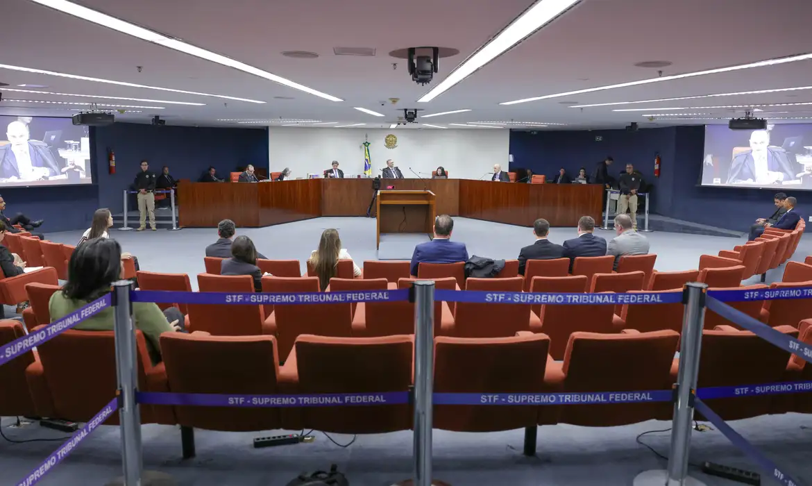 STF tem maioria para condenar mais cinco réus da trama golpista (por Rosinei Coutinho/STF)