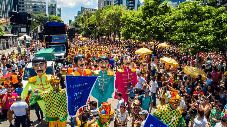 Festa mais popular do país terá pontos facultativos, mas não é feriado nacional em todo o Brasil (Foto por Divulgação)