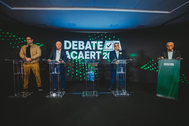 Debate da ACAERT reúne candidatos ao Governo de SC em Florianópolis
