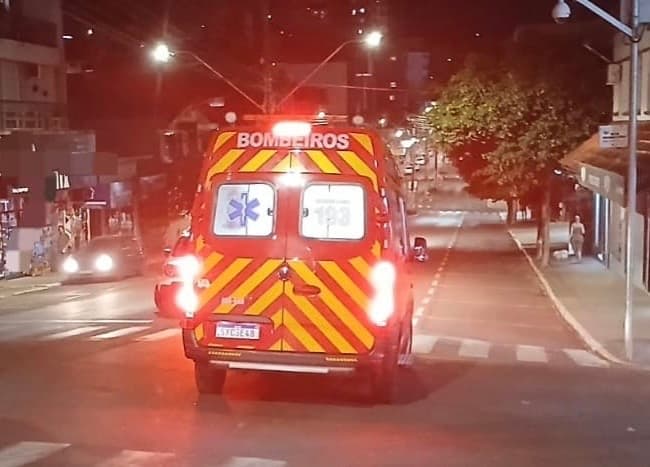 Morador sofre ferimento grave no abdômen em Pinhalzinho