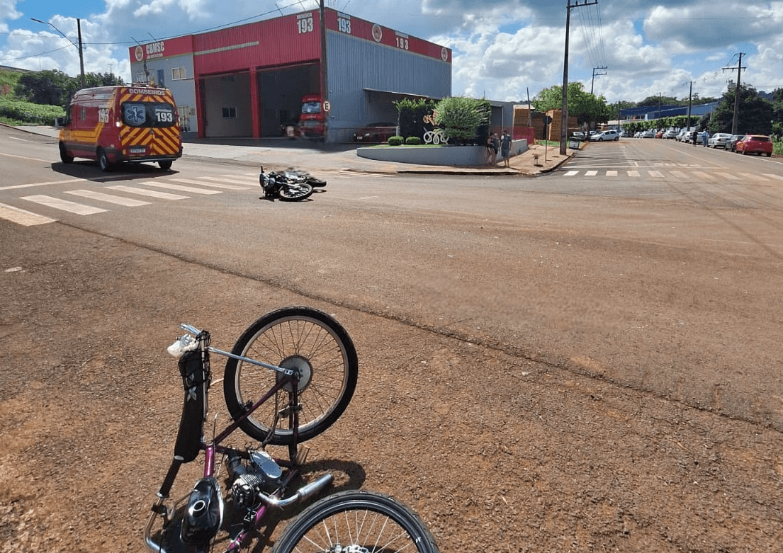 Batida aconteceu próximo ao quartel dos socorristas (Foto por Corpo de Bombeiros)