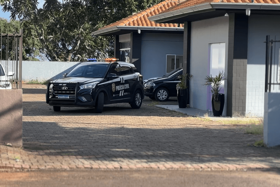 Polícia investiga caso de vítima atacada enquanto caminhava