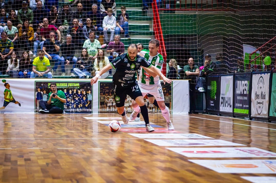 Pinhalense Futsal Zagonel garante vaga na semifinal após empate em casa (Foto por ASCOM)
