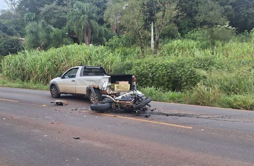 Colisão gravíssima mobiliza helicóptero no Oeste