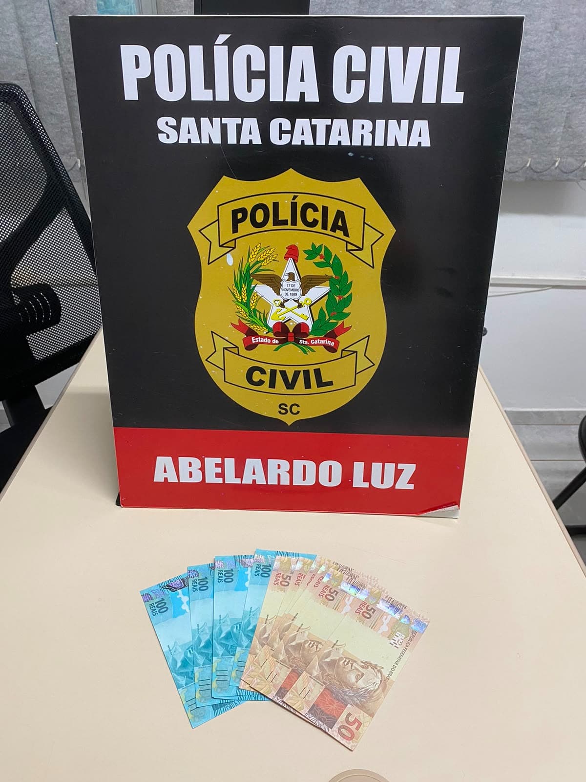 Polícia Civil apreende R$ 1 mil em cédulas falsas durante ação em Abelardo Luz (Foto por Polícia Civil)