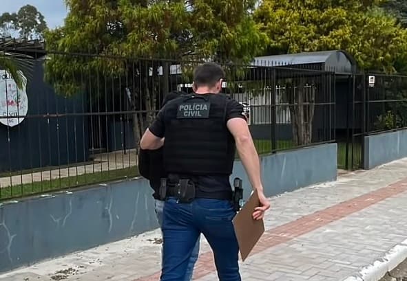 Polícia prende suspeito de perseguir ex-companheira