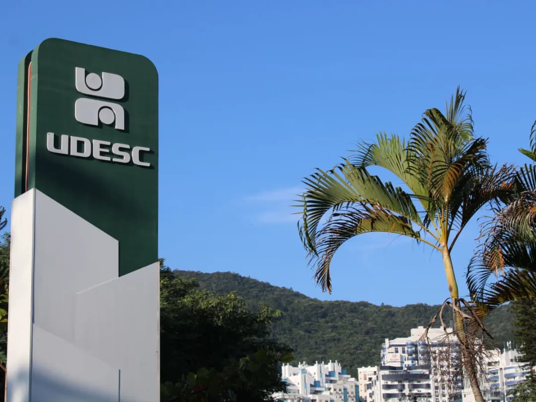 Justiça suspende parte da nova política de cotas da Udesc
