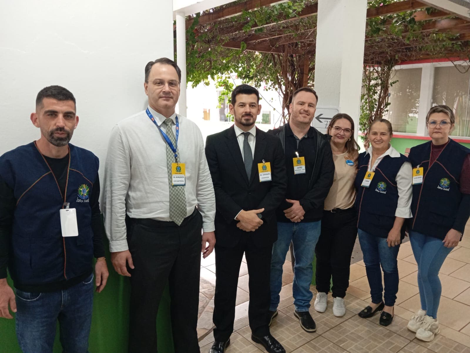 Justiça Eleitoral fiscaliza locais de votação e acompanha andamento das eleições na região (Foto por ASCOM)