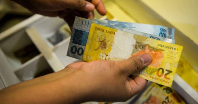 Estado registra menor dependência de programas sociais e amplia geração de empregos formais no país (Foto por Divulgação)