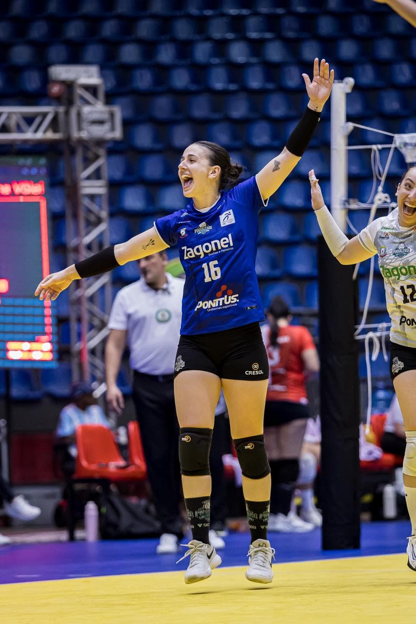 Equipe estreou com vitório fora de casa no campeonato nacional (por @cf.fotosimagem)