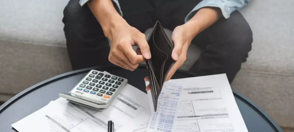 Endividamento cresce 171% em Santa Catarina durante a Copa do Mundo