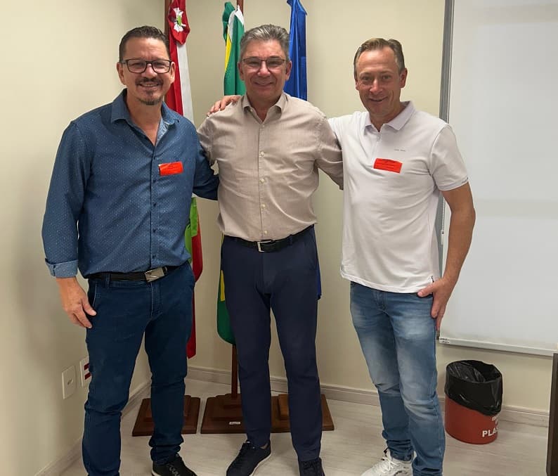 Vice-prefeito de Águas Frias cumpre agenda em Florianópolis em busca de recursos para o município