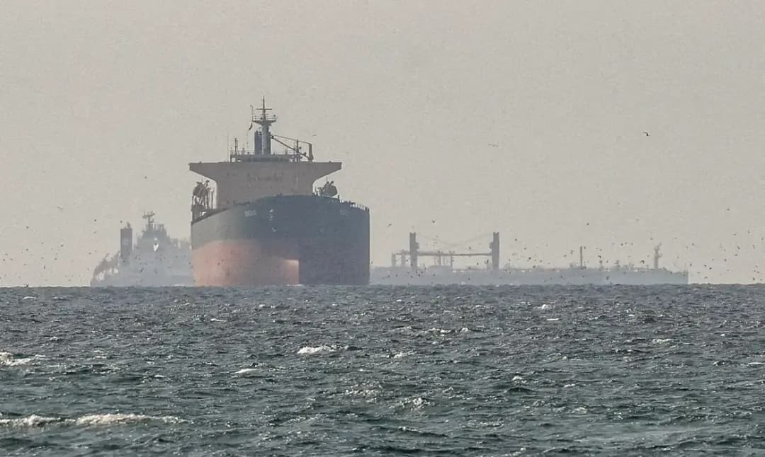 Disparo do petróleo marca escalada de tensão no Estreito de Ormuz