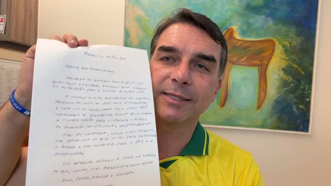 Bolsonaro reforça apoio a Flávio e pede união de aliados em carta