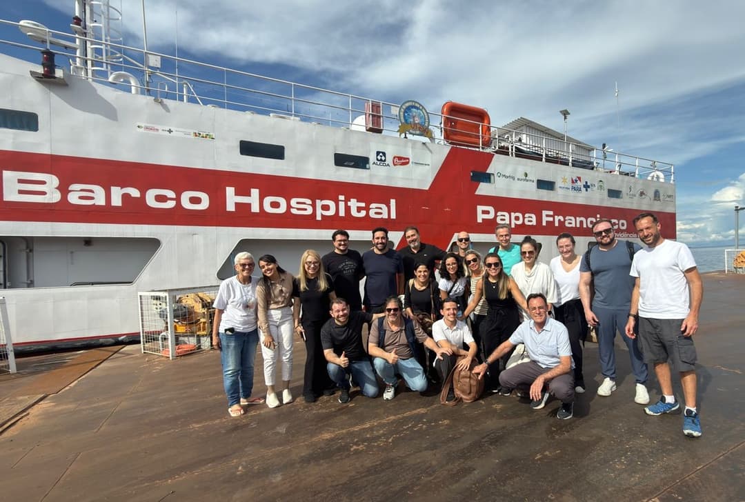 Em barco hospitalar, cirurgião de Pinhalzinho participa de missão voluntária