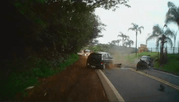Câmera registra forte batida que matou motorista