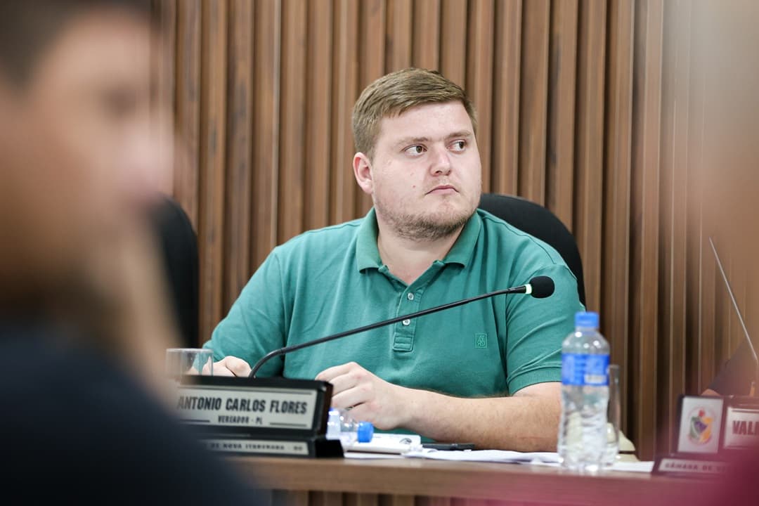Antônio Carlos Flores é eleito presidente da Câmara de Nova Itaberaba