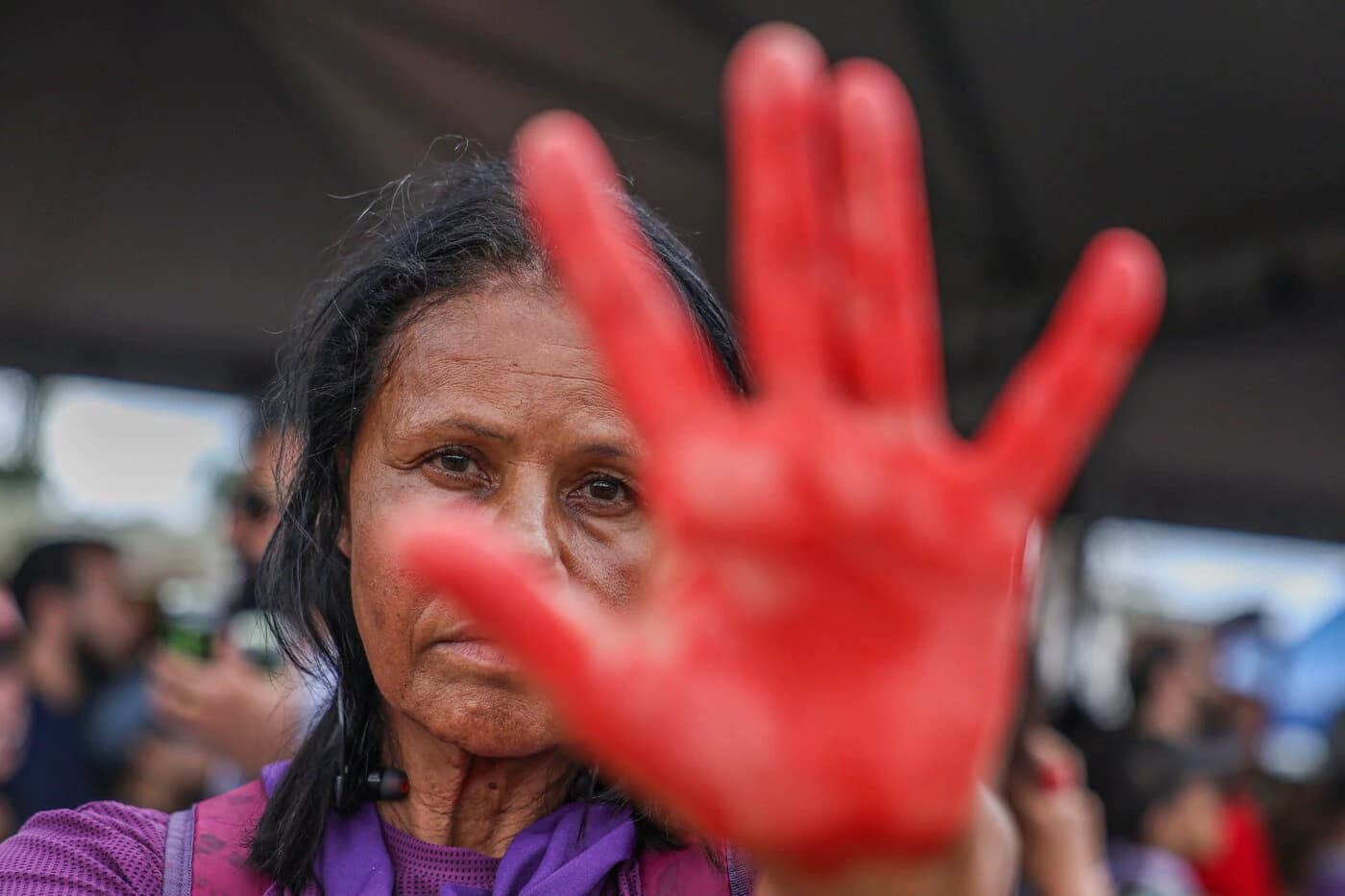 Com 399 mulheres assassinadas no primeiro trimestre de 2026, país enfrenta aumento de casos e média alarmante de uma morte a cada 5 horas (Foto por Mariama Correia)