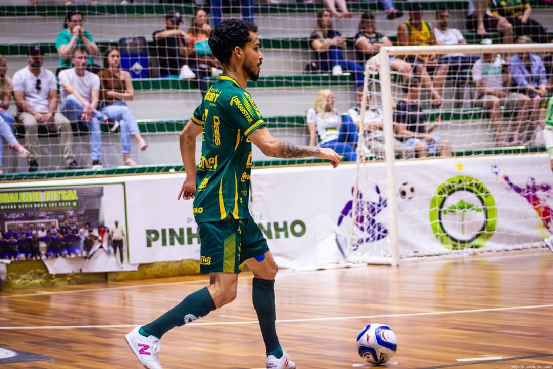 Evair jogou dois anos pela Pinhalense Futsal Zagonel (Foto por Felipe Eduardo Zamboni)