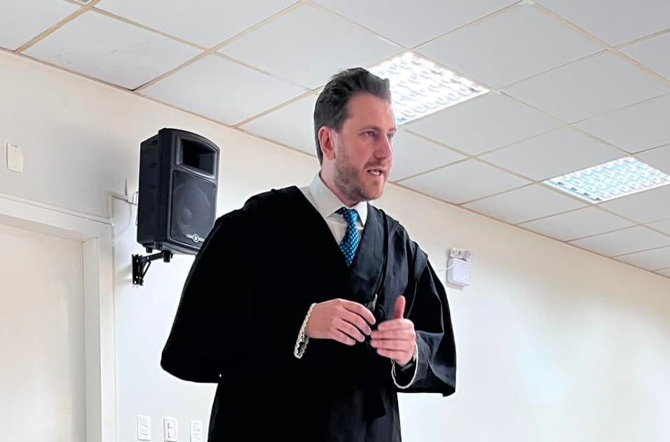 Advogado comenta absolvição de réu acusado de homicídio no Oeste
