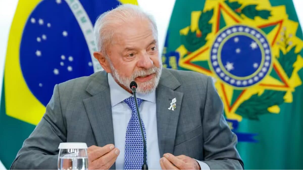 Presidente diz que medidas foram anunciadas sem comunicação oficial ao Brasil (Foto por Divulgação)