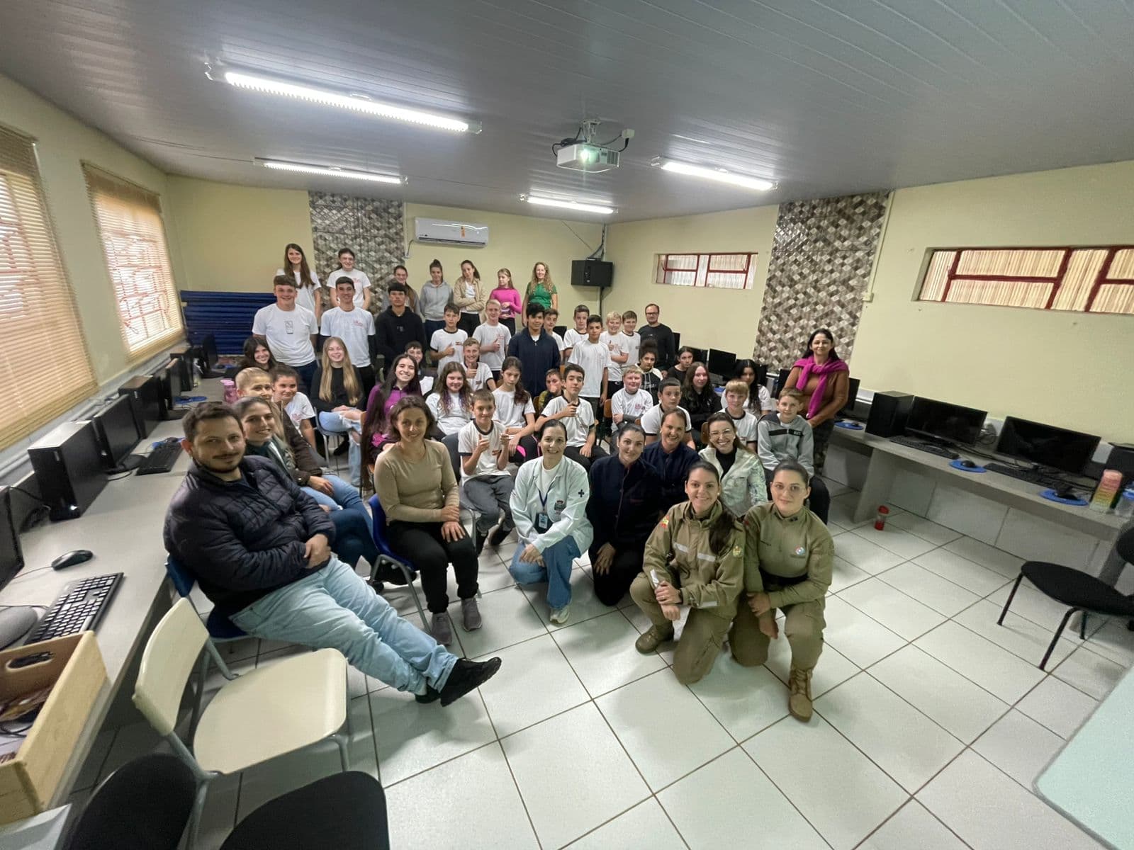 Programa Saúde na Escola realiza avaliações e ações educativas com mais de 480 estudantes em Sul Brasil