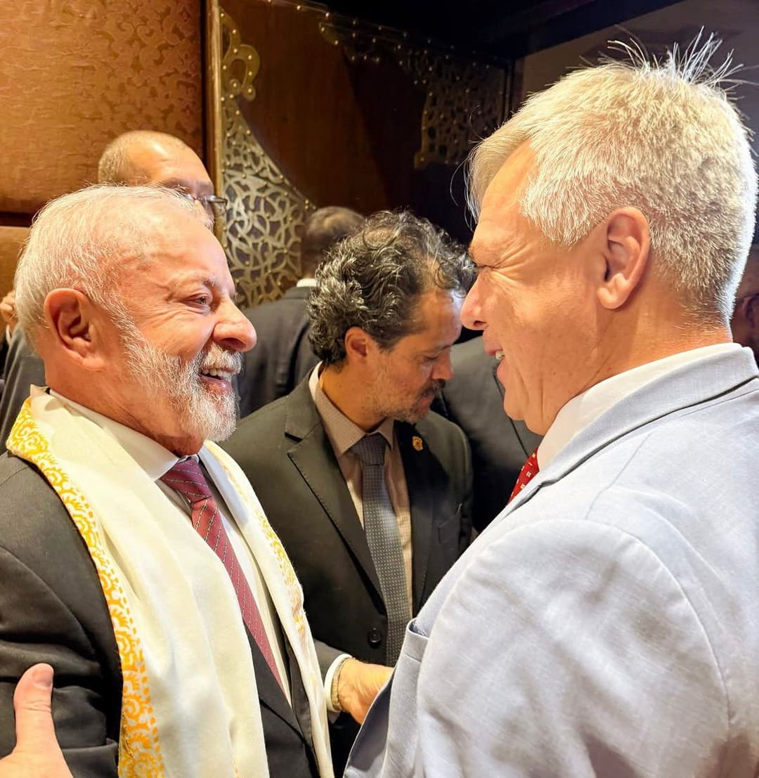 Remédios contra o câncer: deputado pinhalense acompanha Lula na Índia