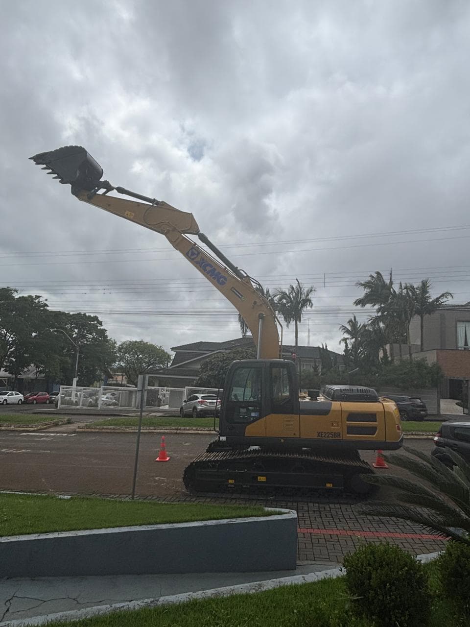 O novo equipamento tem como objetivo reforçar os trabalhos da Secretaria Municipal de Obras (Foto por Divulgação)