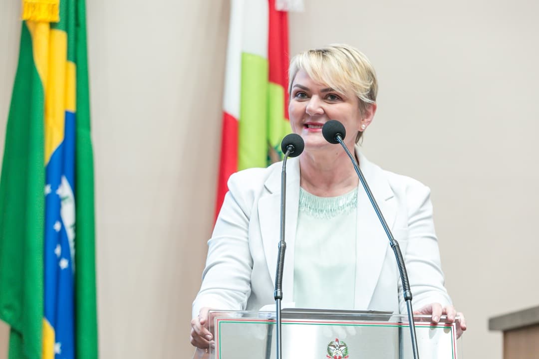 Luciane Carminatti lidera mobilização em defesa das cotas raciais no ensino superior em SC (Foto por Ascom)