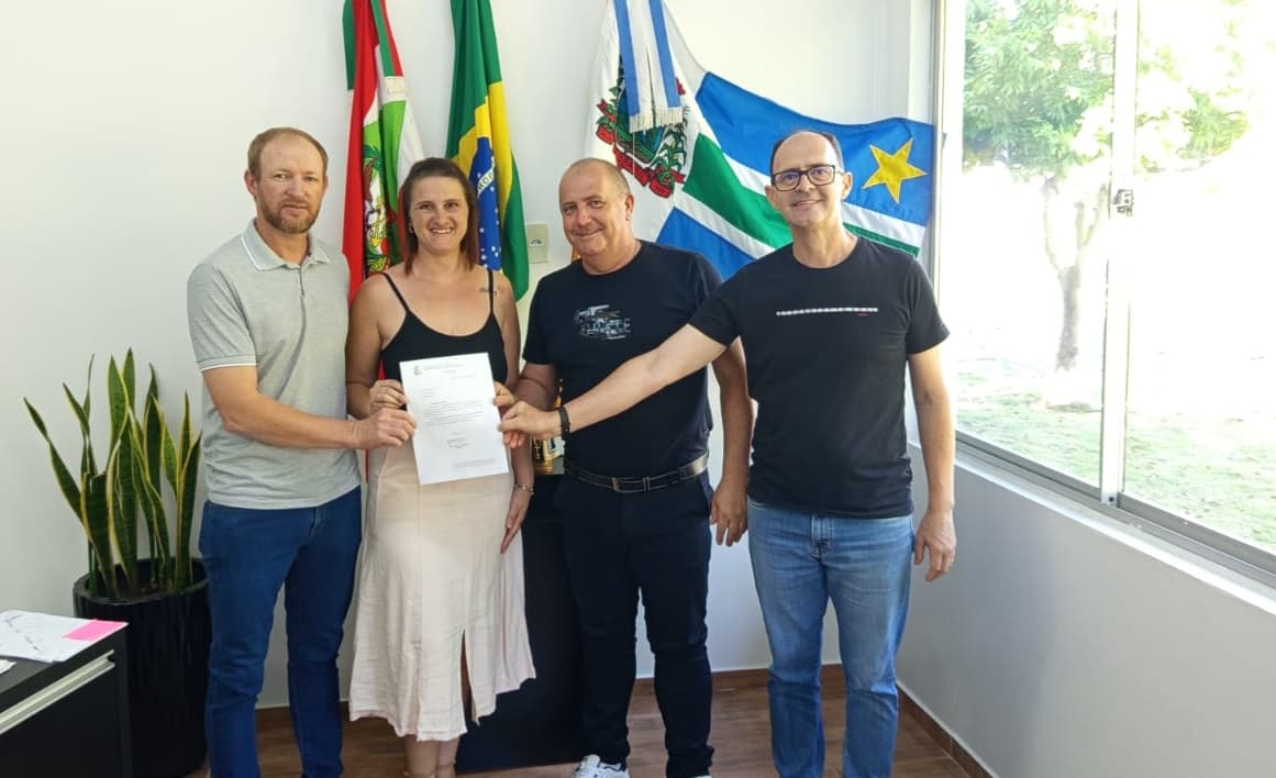 Prefeito Vanderlei Gallina recebe presidente da Câmara para devolução de recursos do duodécimo (Foto por Divulgação)