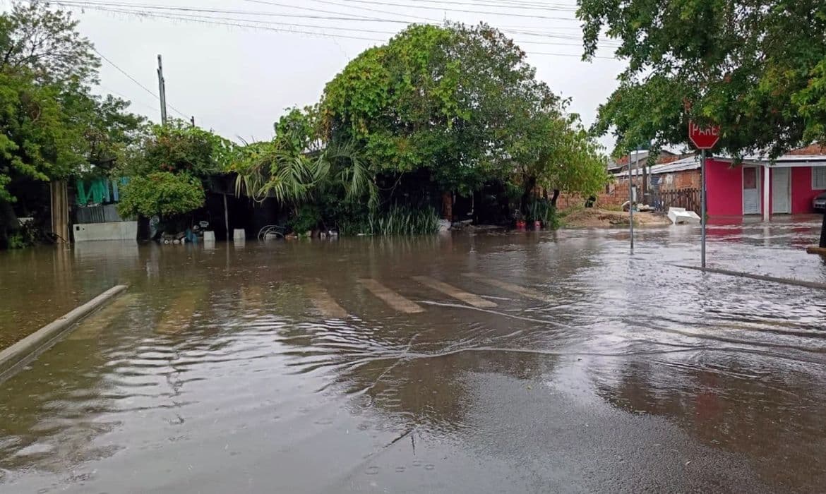 Temporal no RS deixa desalojados e provoca danos em 19 cidades (Foto por Defesa Civil-RS)