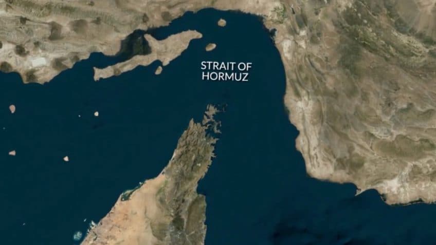 Irã volta a fechar o estreito de Ormuz ...  Leia mais no texto original: (https://www.poder360.com.br/poder-internacional/ira-volta-a-fechar-o-estreito-de-ormuz/) © 2026 Todos os direitos são reservados ao Poder360, conforme a Lei nº 9.610/98. A publicação, redistribuição, transmissão e reescrita sem autorização prévia são proibidas. (Foto por Reprodução/Poder 360)