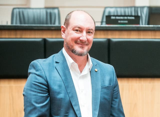Mauro de Nadal celebra reeleição e projeta novo mandato na Assembleia Legislativa
