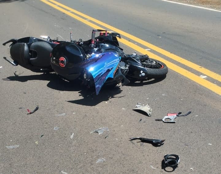 Moto ocupada pela vítima (Foto por Polícia Militar Rodoviária)