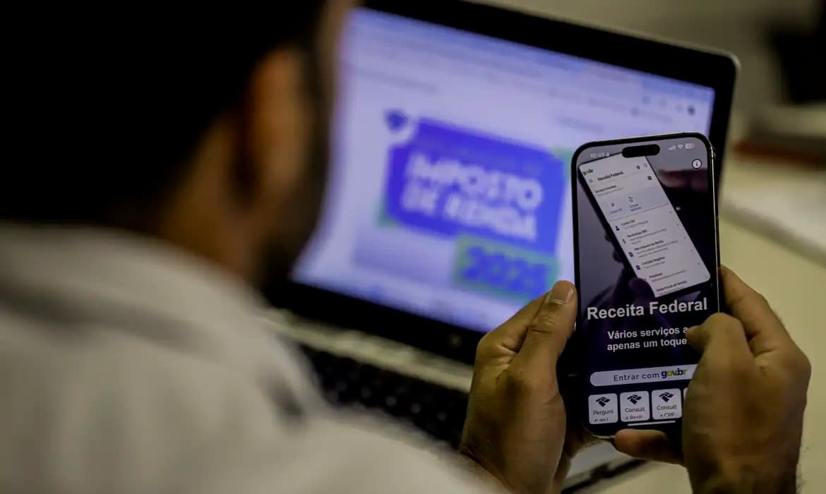Receita Federal libera consulta ao lote da malha fina de setembro (Foto por Joédson Alves/Agência Brasil)