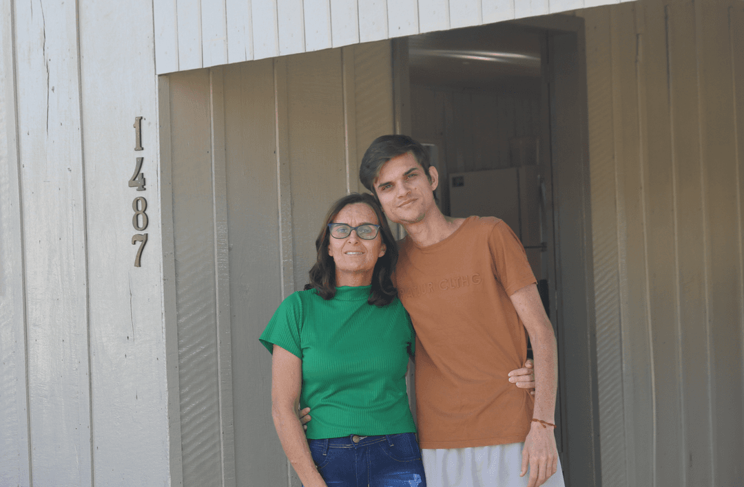 Mutirão do bem reforma residência de graça em Pinhalzinho